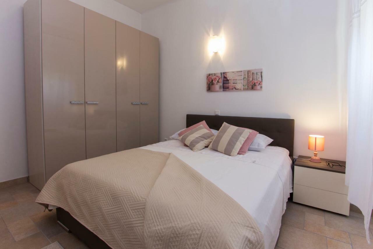 Apartment Ema ซาดาร์ ภายนอก รูปภาพ